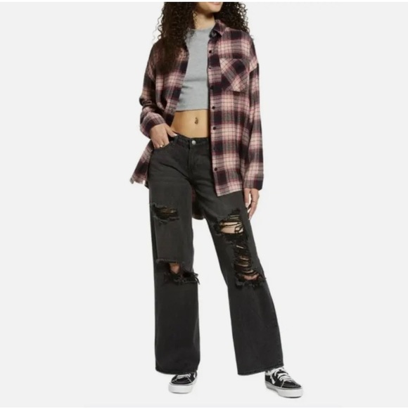 bp Denim - BP Women's NWT Destroyed Low Rise Wide Leg Jeans Size 30- Black Wash